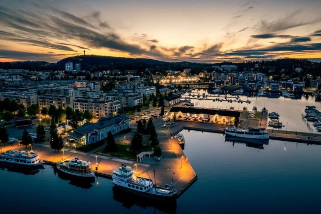 Mukava Saunallinen Kaksio Omalla Sisaeaenkaeynnillae Ja Ilmaisella Autopaikalla Kuopio Kültér fotó